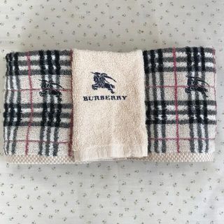 BURBERRY（タオル）のフリマアイテム一覧