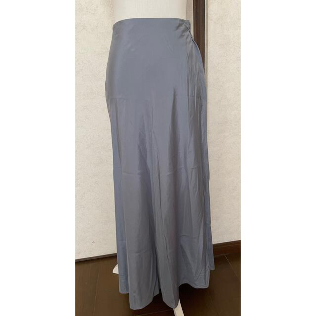 ♪ 専用 新品 井川遥 loin ロワン シルク スカート ブルーグレー ♪の