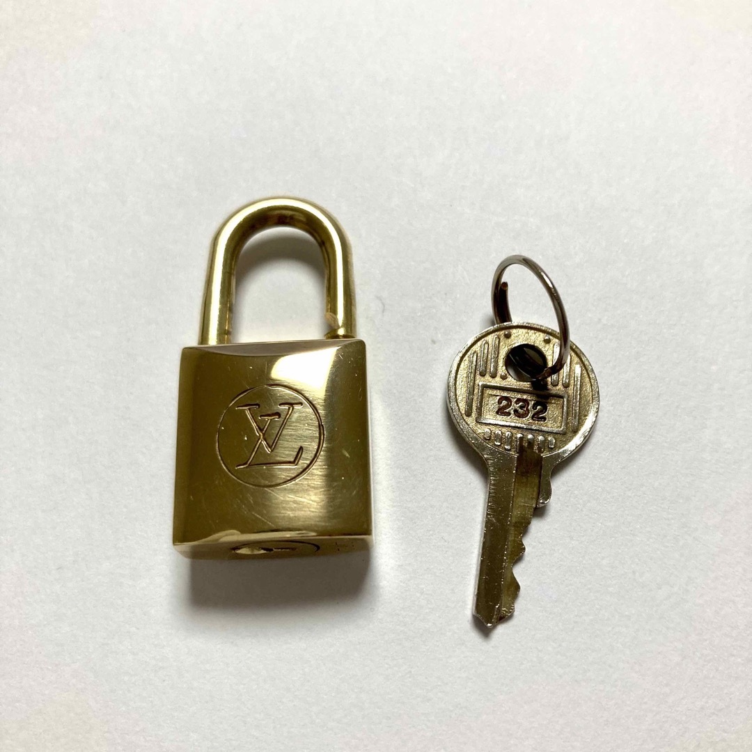 LOUIS VUITTON - 【232番】ルイヴィトン 南京錠 パドロック カデナの