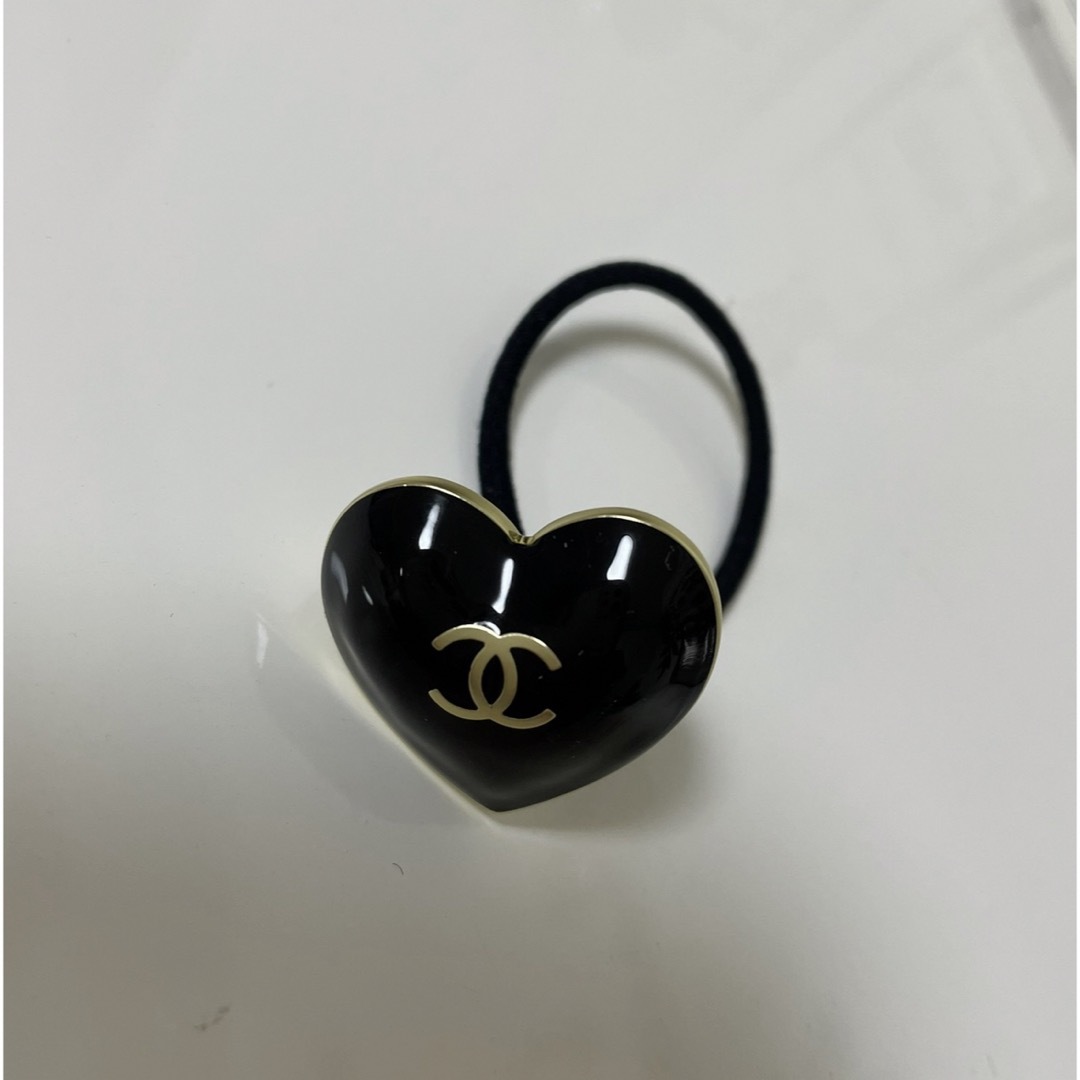 CHANEL - CHANEL❤︎クリスマスチャーム(ヘアゴム)の通販 by roco's
