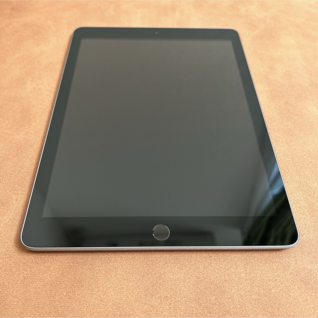 126早い者勝ち電池最良好☆iPad6 第6世代 32GB SIMフリー☆ 【