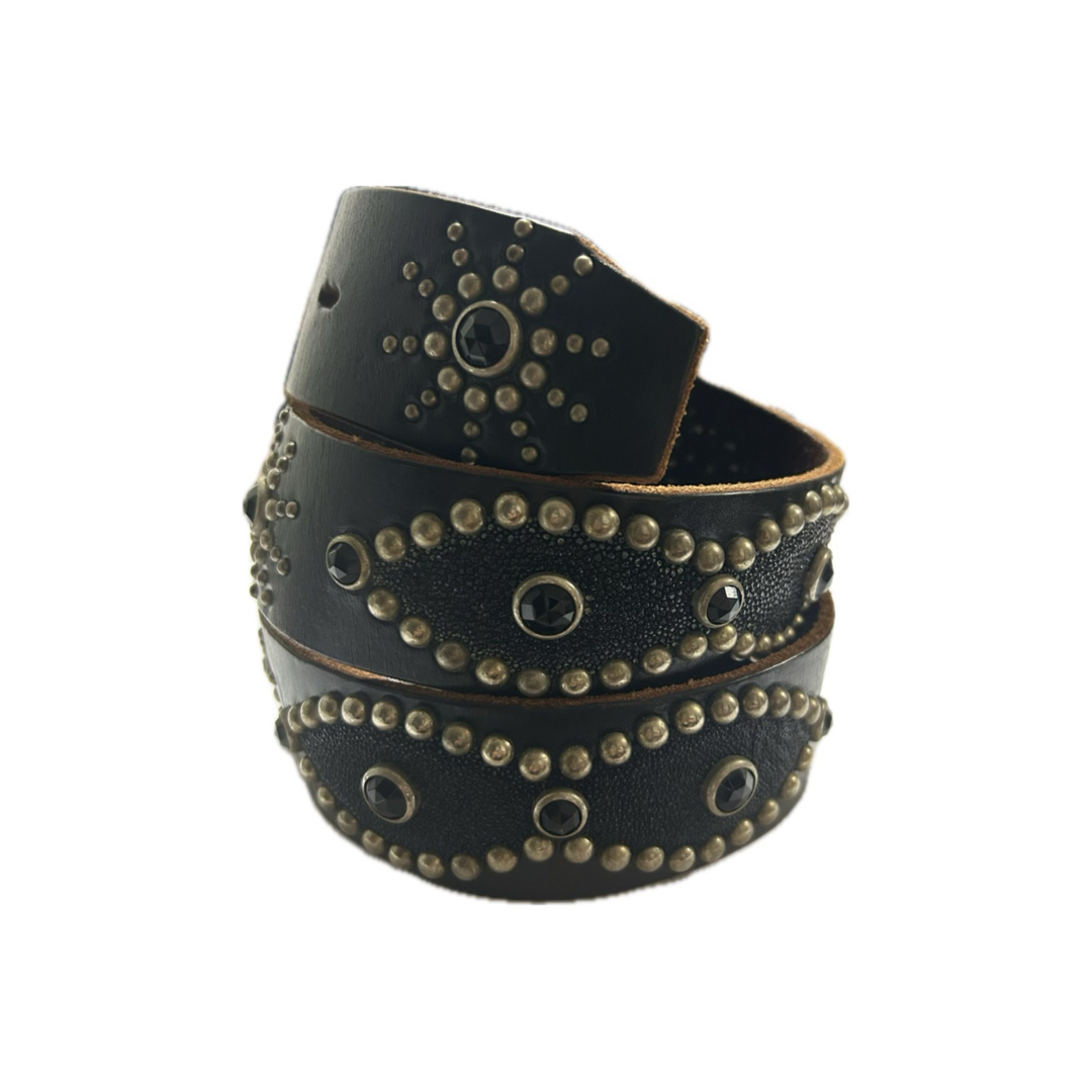 HTC - 専用 他の方買わないで下さいHTC スタッズベルト 34インチ