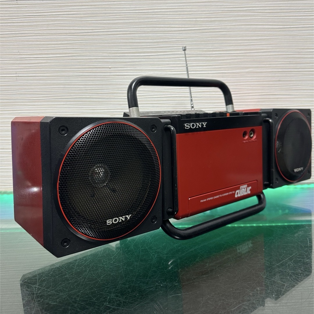 SONY - 美品ソニーSONY CFS-700 キューブリック 赤 レトロラジカセ