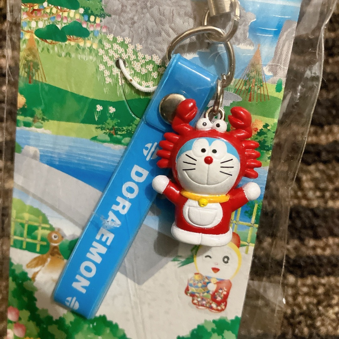ドラえもん - どこでもドラえもん☆北陸限定☆かに☆ストラップの通販
