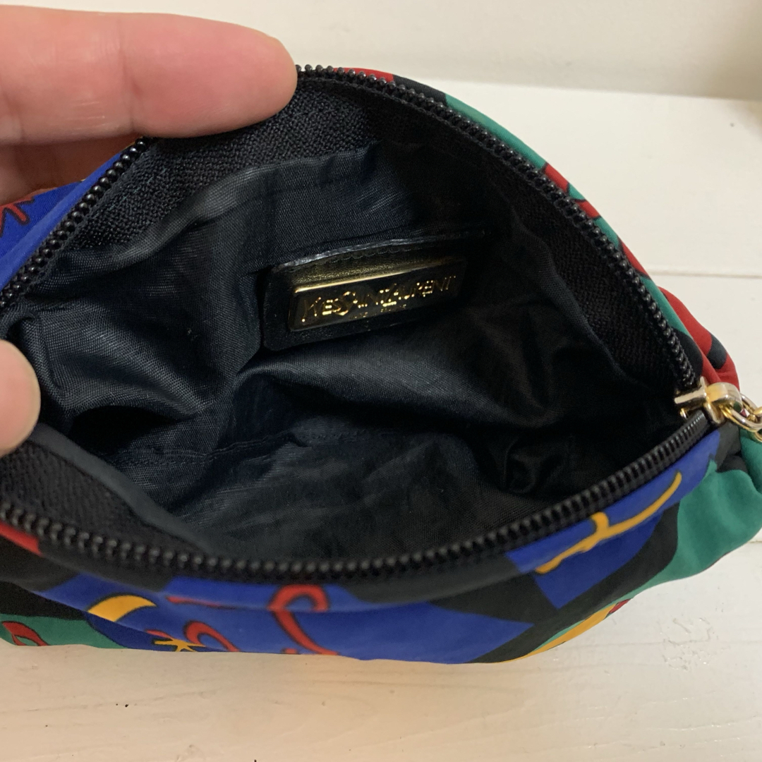 Yves Saint Laurent - YVES SAINT LAURENT 80s FRANCE製 LOVE柄ポーチ