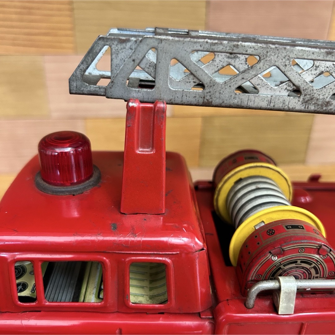 BANDAI - バンダイ キングサイズ消防車 ブリキ 当時物 希少の通販 by