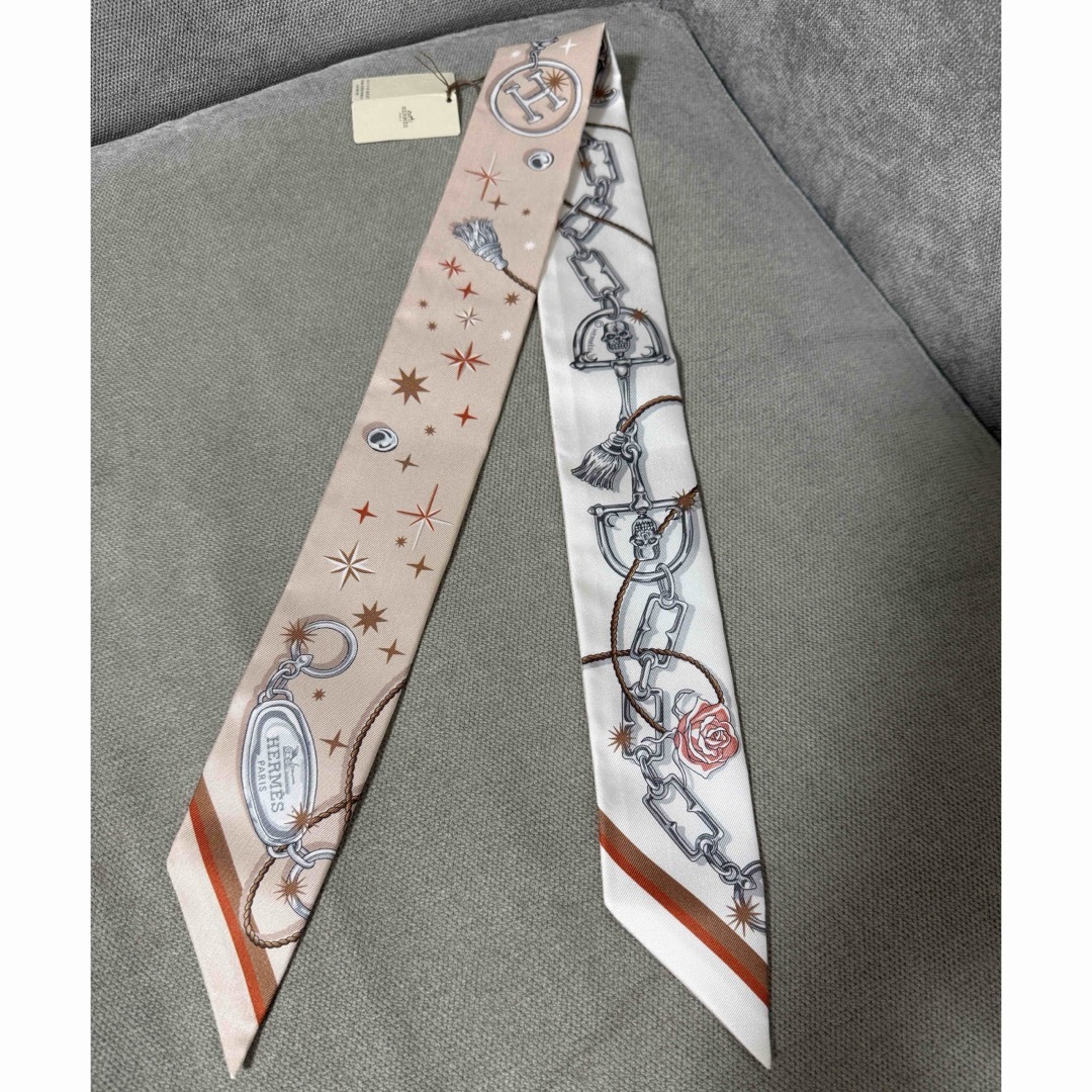 HERMES - 専用！新品未使用 エルメス ツイリー 《セ・ラ・フェット》超