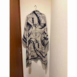 新品エルメスアマゾンの祭典カレジェアン カシミアシルク カシシルバンダナ