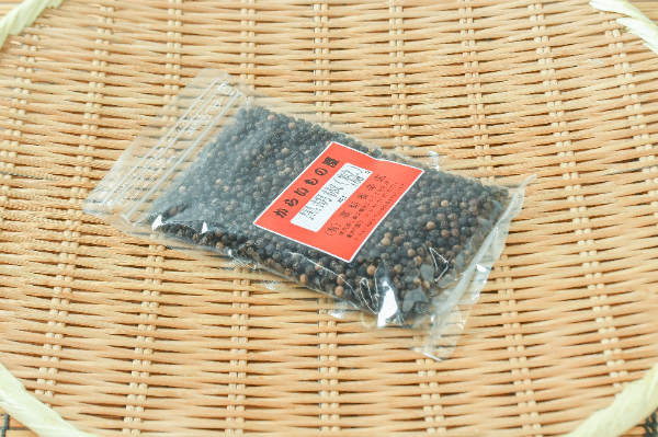 ミル付き黒胡椒 【業務用食材の仕入れなら八面六臂】