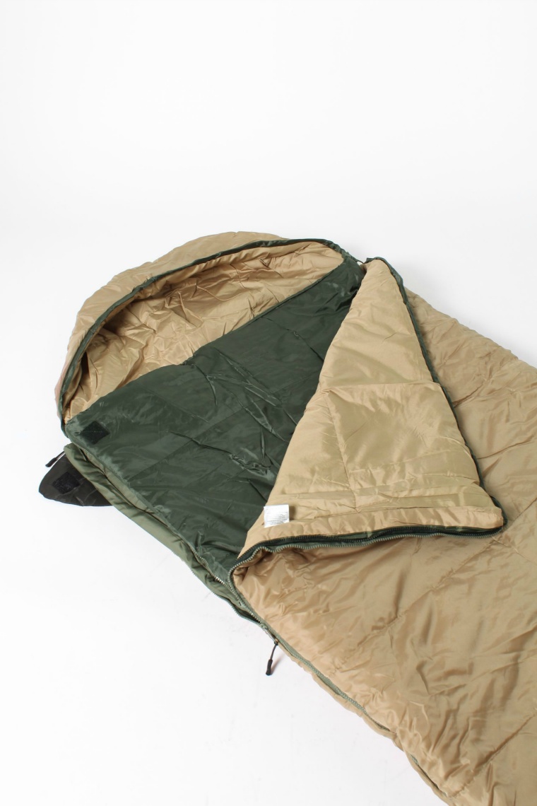 スナグパック(Snugpak) 封筒型シュラフ ベースキャンプスリープ