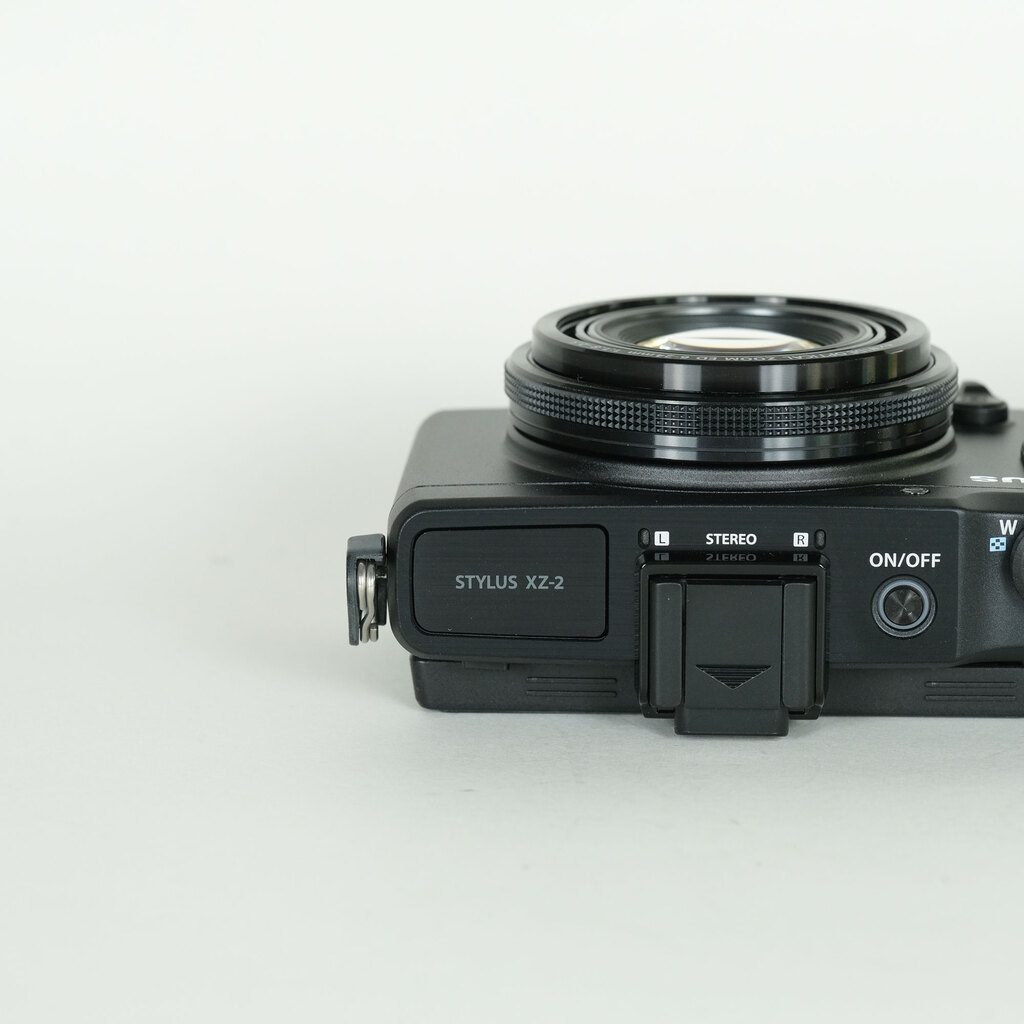 OLYMPUS STYLUS XZ-2 ブラックの出品 | ONE SCENE（ワンシーン）