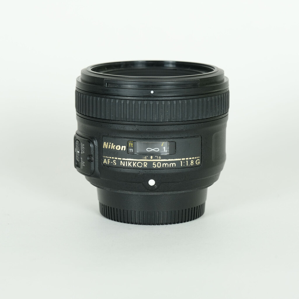 AF-S NIKKOR 50mm f/1.8G 中古価格比較 - 価格.com