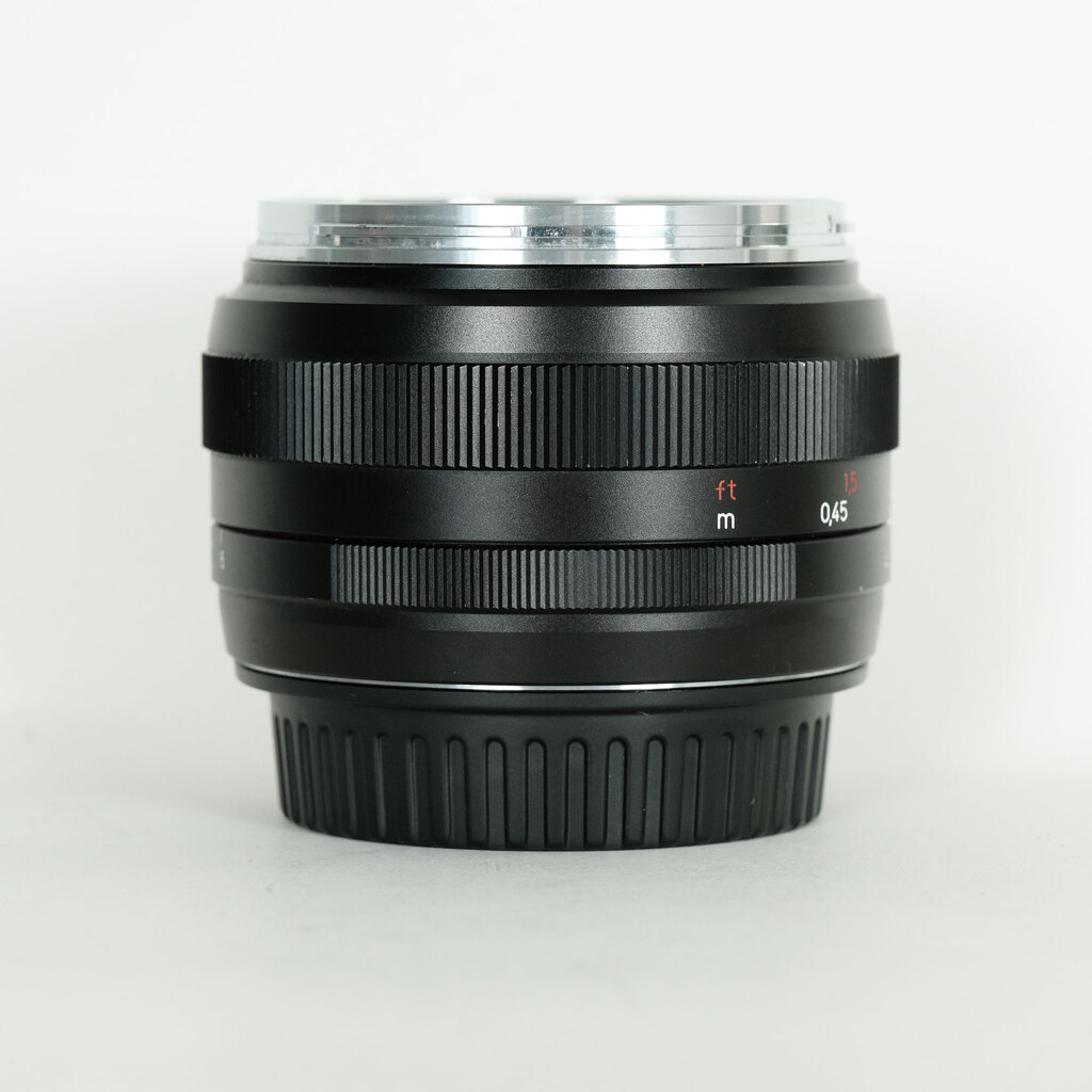 Carl Zeiss Planar T* 50mm F1.4 ZE [キヤノンEF用]の出品 | ONE SCENE