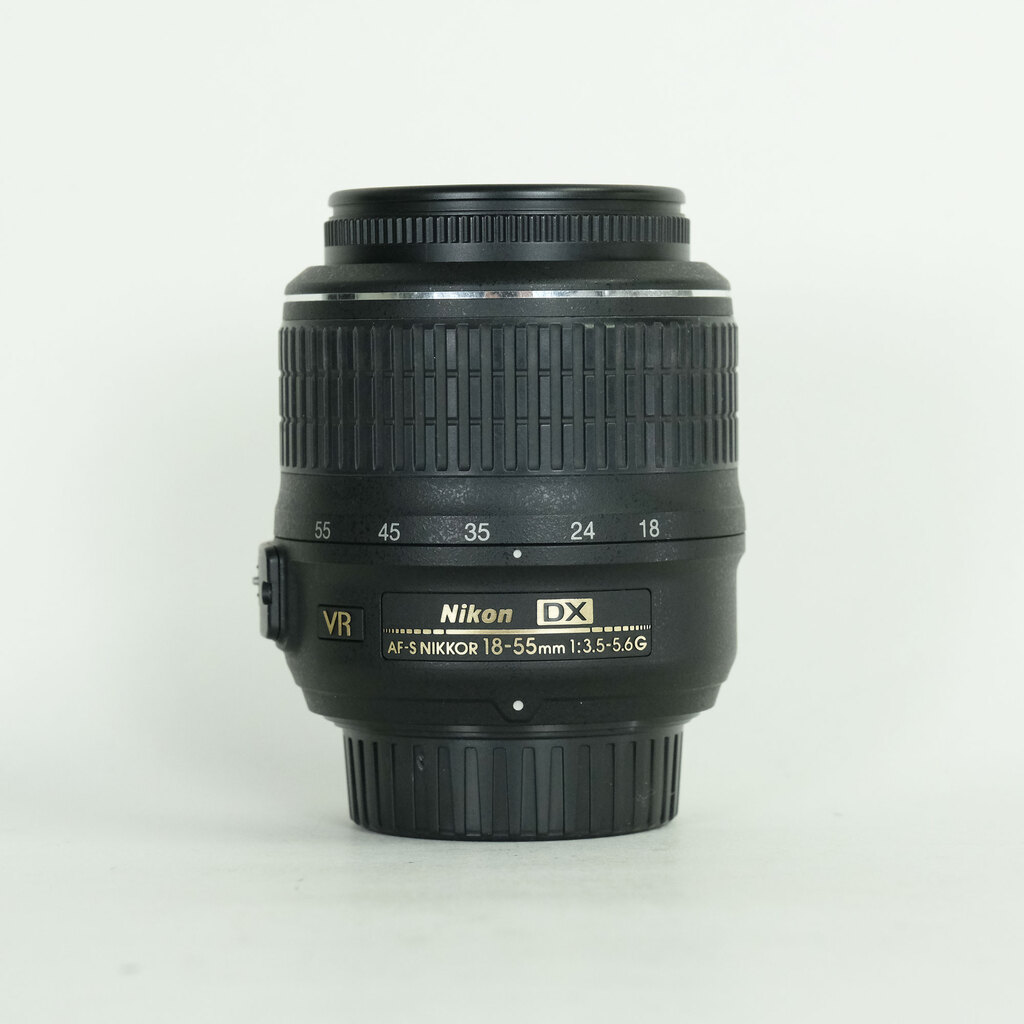 AF-S DX NIKKOR 18-55mm f/3.5-5.6G VR 中古価格比較 - 価格.com