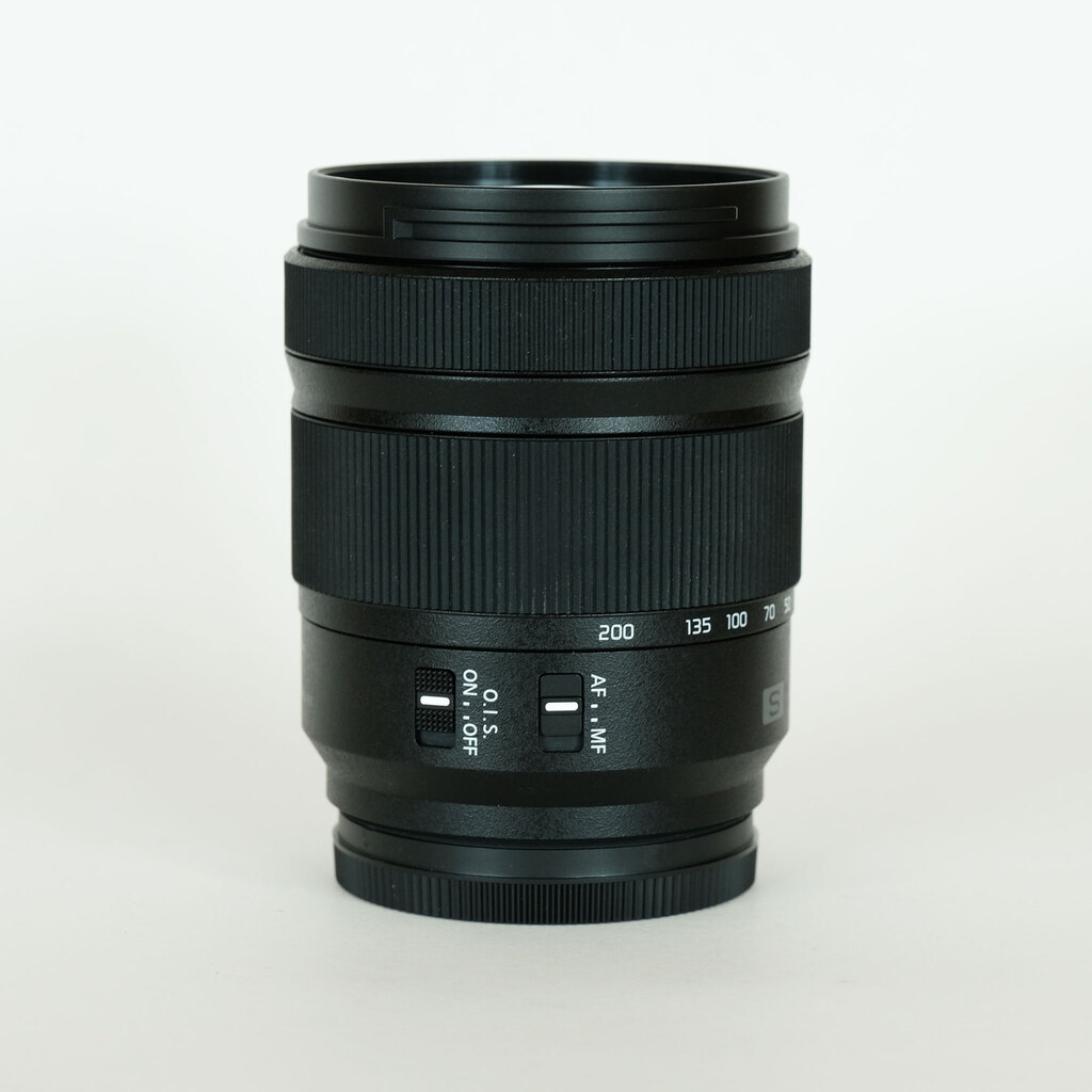 Panasonic LUMIX S 28-200mm F4-7.1 MACRO O.I.S.の出品 | ONE SCENE