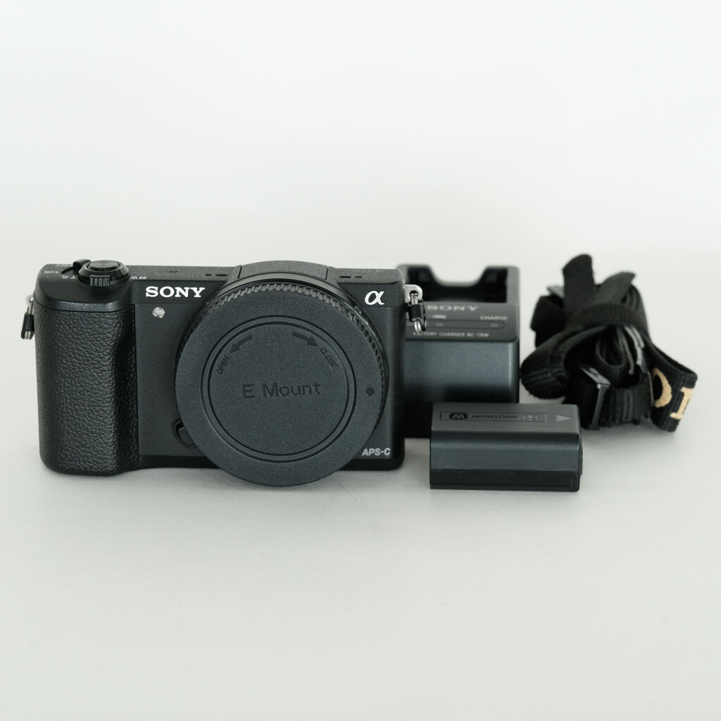 SONY α5100 ILCE-5100 ブラックの出品 | ONE SCENE（ワンシーン）