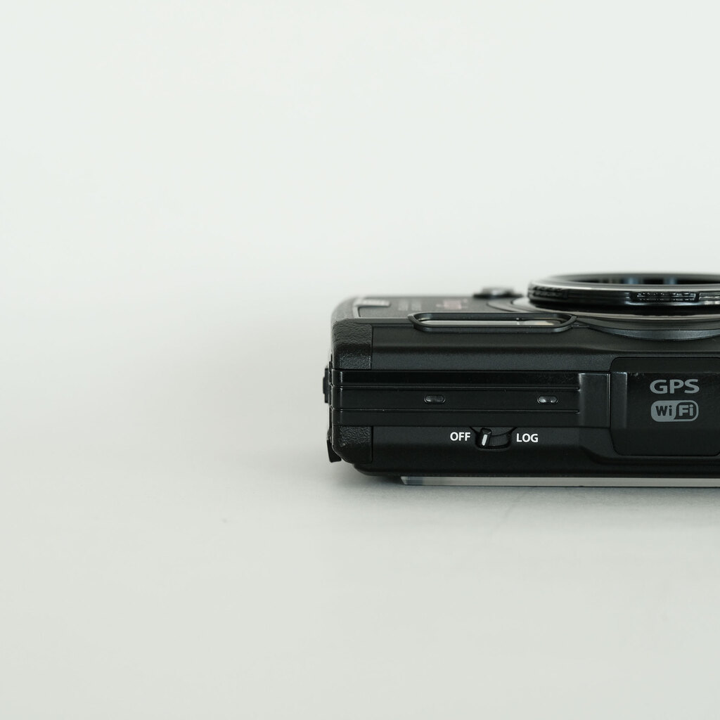 OLYMPUS Tough TG-5 ブラックの出品 | ONE SCENE（ワンシーン）