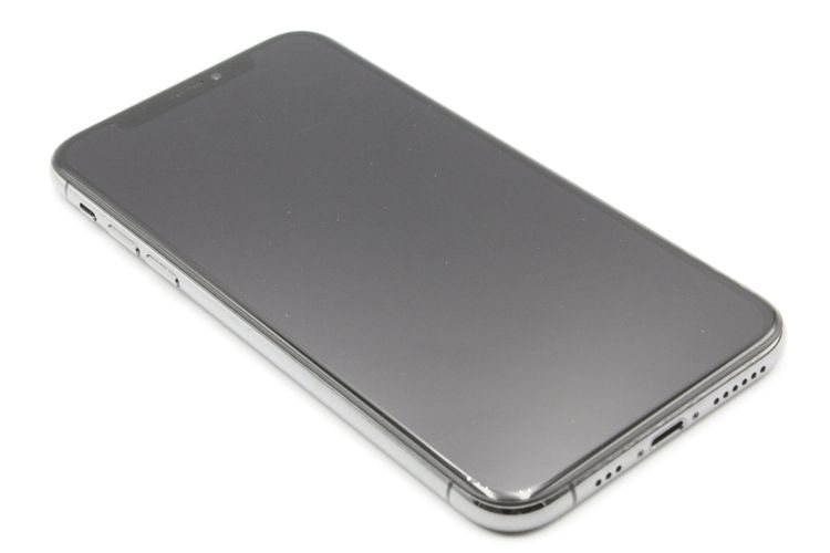 iPhone XS（au） 商品一覧｜ムスビー【中古スマホ・中古タブレット専門