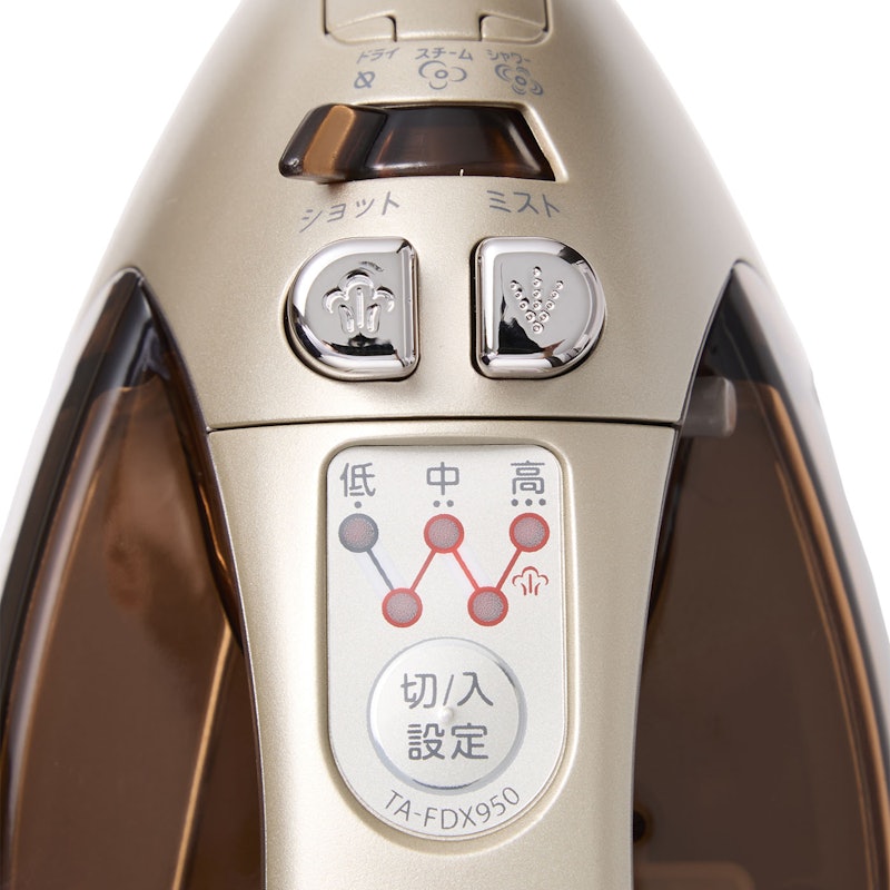 パナソニック コードレススチームアイロン NI-WL706をレビュー