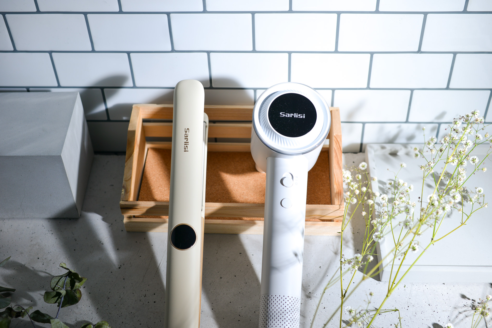 毎日10分でツルツルお肌に！Sarlisi多機能超音波美顔器の使い方