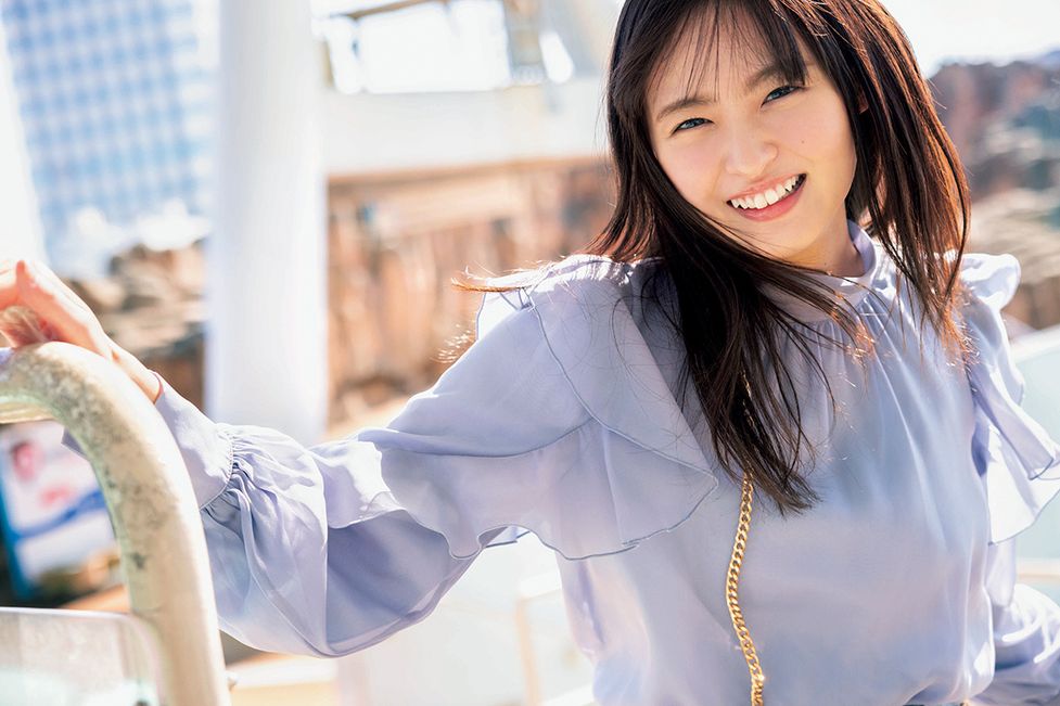 遠藤さくら1st 写真集可憐 予約受付中！モバイル限定特典がポスト