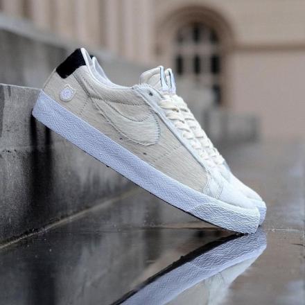 国内12月26日発売予定】メディコム トイ × ナイキ SB ブレーザー ロー