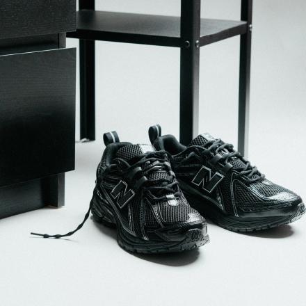 国内10月13日発売予定】 ニューバランス 1906R ブラック/シルバー