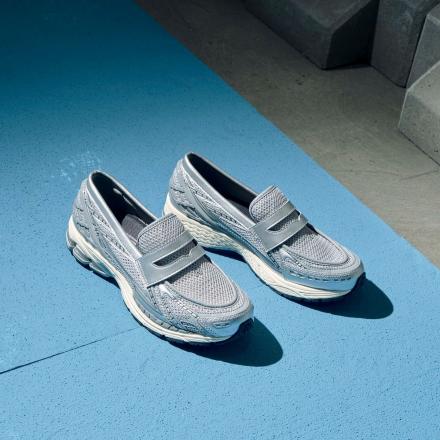 国内1月16日発売予定】 ニューバランス 1906L ローファー グレー