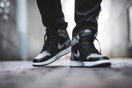 国内4月14日発売予定】 ナイキ エアジョーダン 1 レトロ ハイ OG
