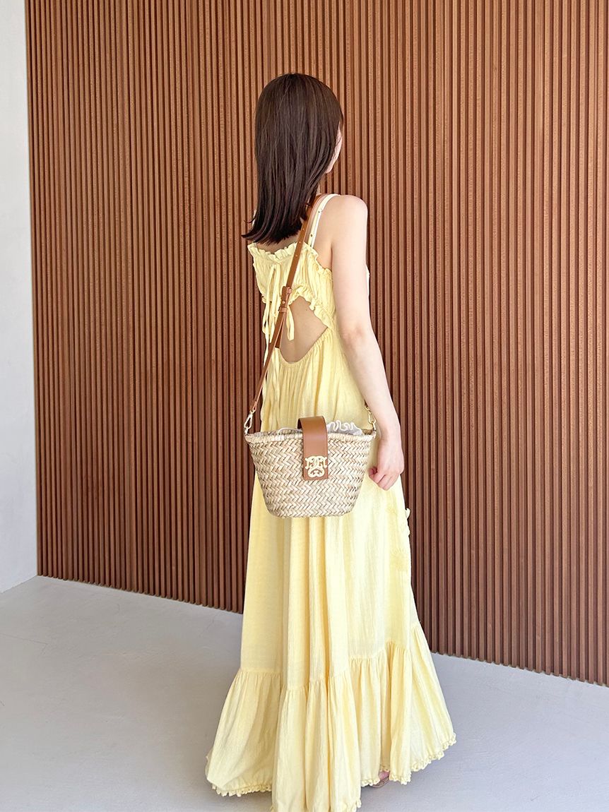 フラワーエンブロイダリーマキシワンピース(マキシ・ロングワンピース