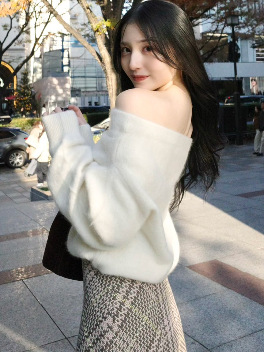 HIGH QUALITY/カンヘウォン着用】フォックスカシミヤオフショルプル