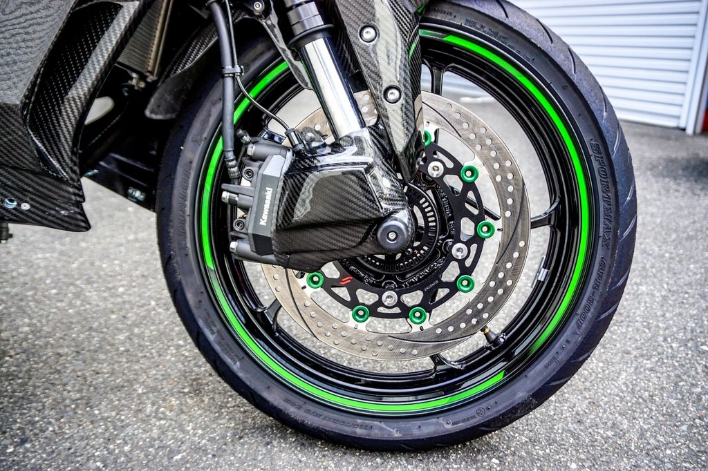 Webike | SUNSTAR サンスター プレミアムレーシング “ホール＆スリット