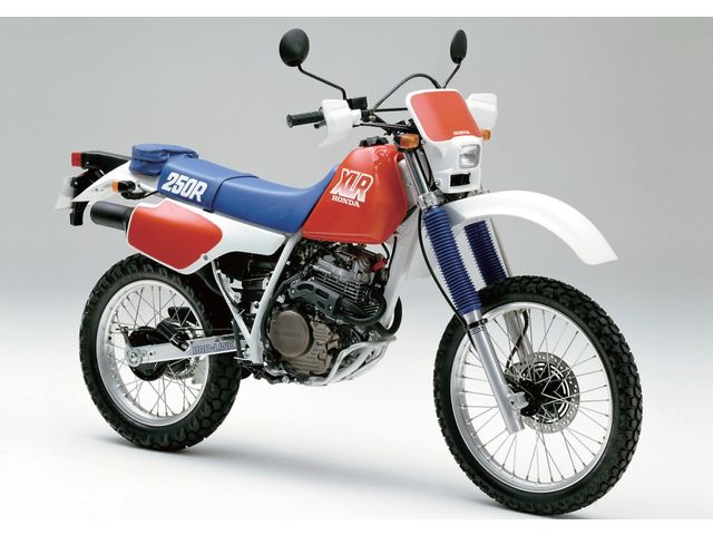 ホンダ XLR250 1986年式 MD22の諸元・スペック情報 | ウェビック