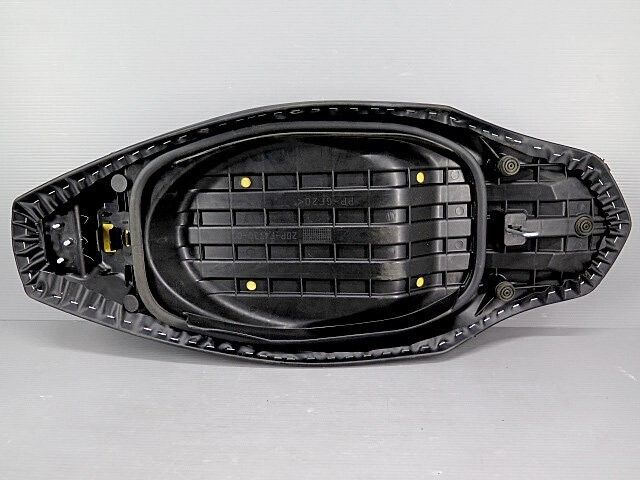 ウェビックガレージセール | ◇ NMAX (2DP) 純正 シート 2DP-F4730-00