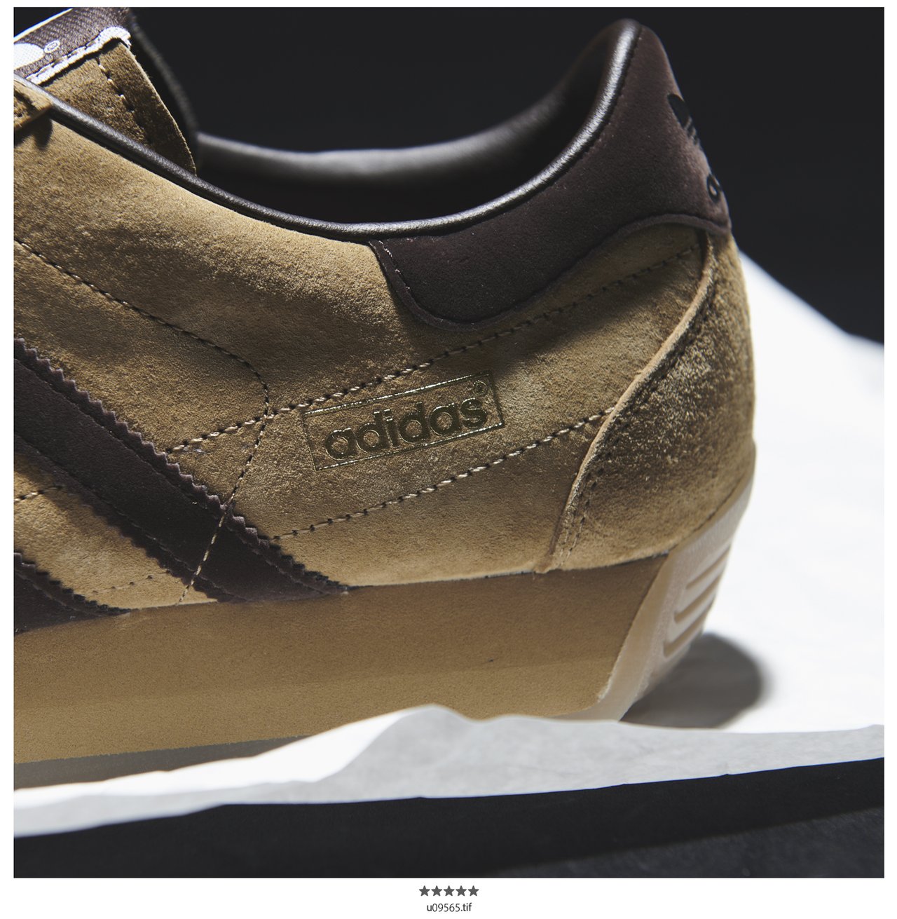 アディダス】日本製「カントリー」がルーツの新作。欲しいのは定番色