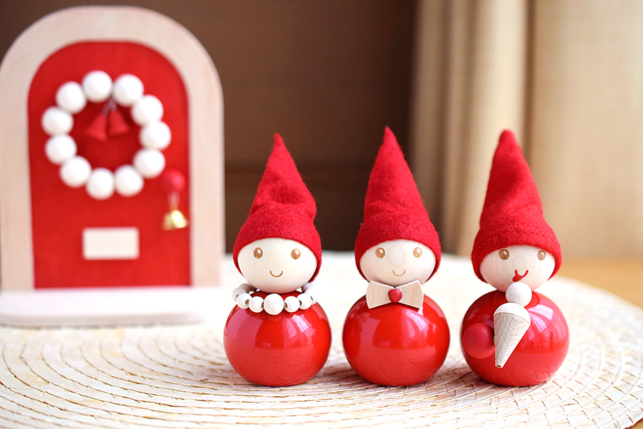 クリスマスの、その先へ。シーズンを過ぎても飾れる、シンプルイズ