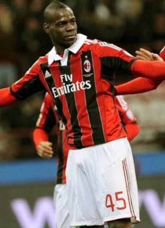 ACミラン（H) 12/13 選手支給 TECH FIT バロテッリ＃45