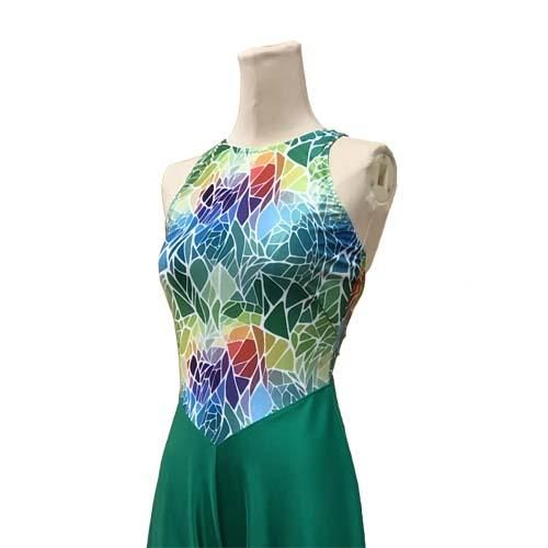 バトントワリング.カラーガードのチーム衣装ならお任せください