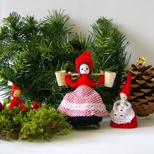 アンネ・ベアテ・ドールズ ニッセ人形 （Man with lantern 1975）/Anne