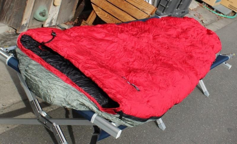 KAMOSHIKA×NANGA カモシカ×ナンガ＞ カモシカオリジナルシュラフ700UDD