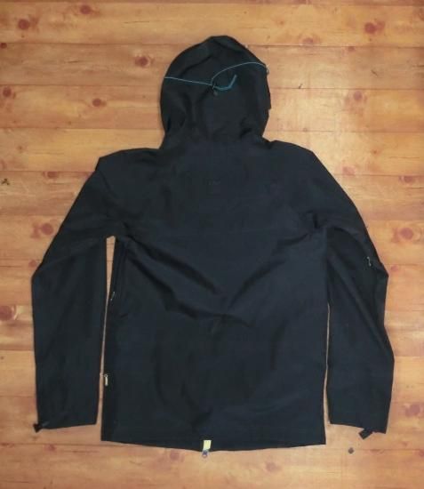 TRITON BASIC LIGHT JACKET GORE-TEX 3L（トライトン ベーシック