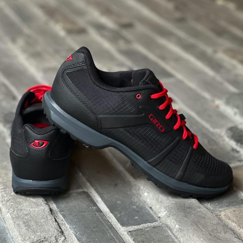 GIRO/ジロ】GAUGE Black / Bright Red