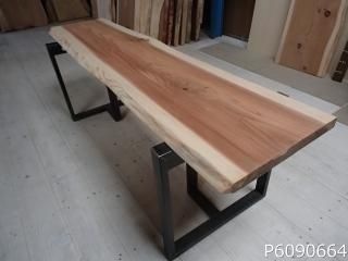 杉一枚板・無垢板特集のページです。| 一枚板テーブル 通販｜大阪｜一