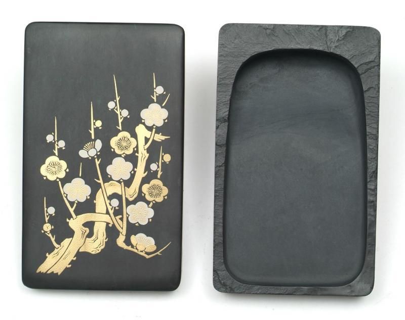 和硯 梅(蒔絵) 五三寸 角型共蓋 - 書道用具専門店 西本皆文堂