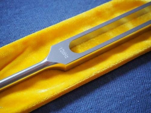 126Hz 「新世界」 きっと前にすすめる - マドモアゼル・愛公式ショップ