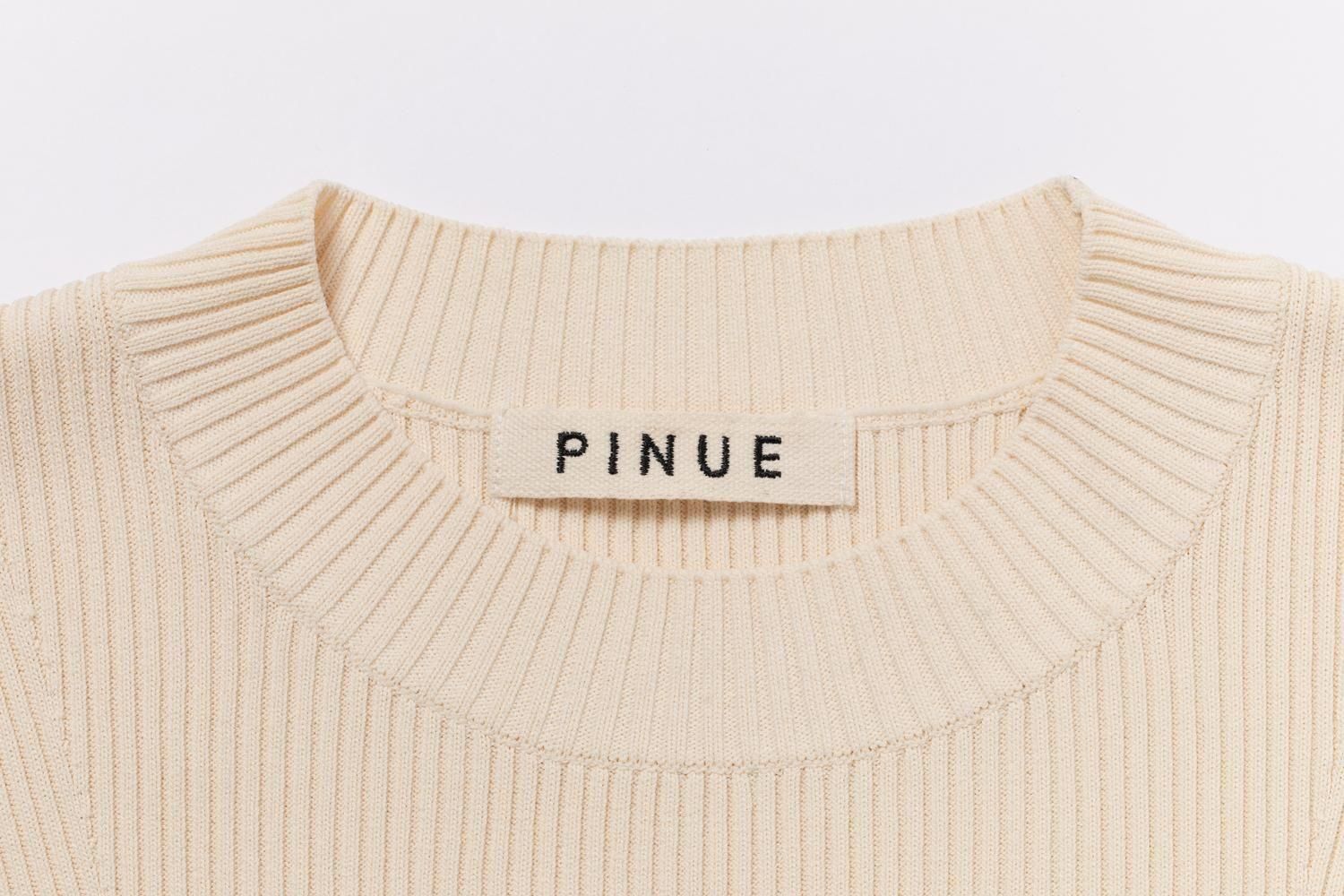 ウエストスリットニットトップス（IVORY） - PINUE