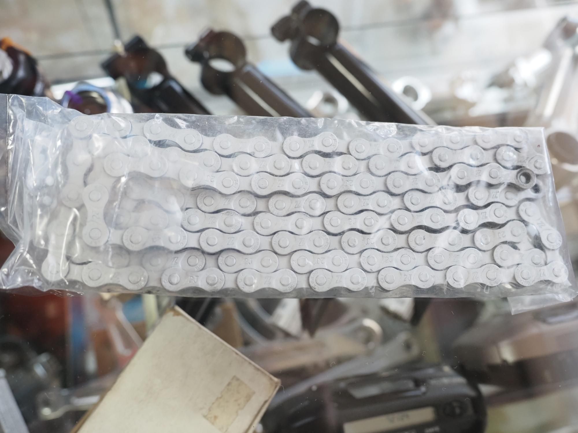 KMC Z8.1RB チェーン(6~8s) - CHOUCHIN CYCLE