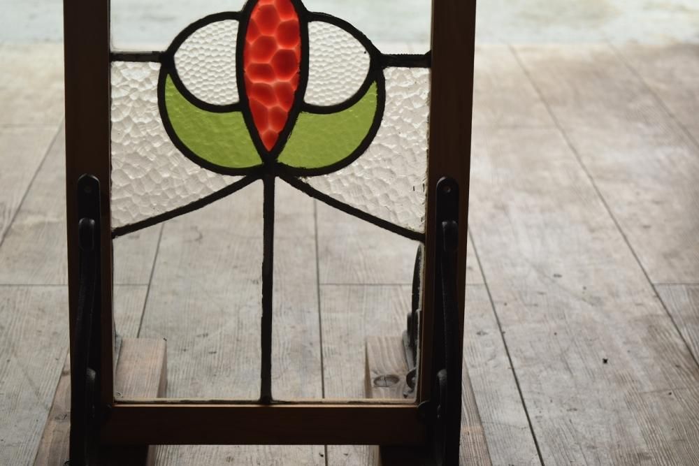 英国製1910年代の可愛らしいステンドグラス