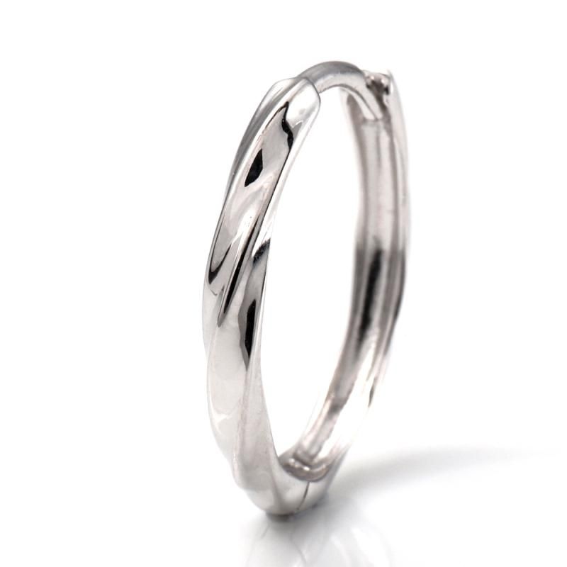 10K ホワイトゴールド ツイストスパークルブレスレット 幅2mm 17cm