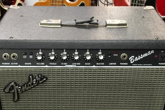 Fender Bassman BM-40CE - Geek IN Box